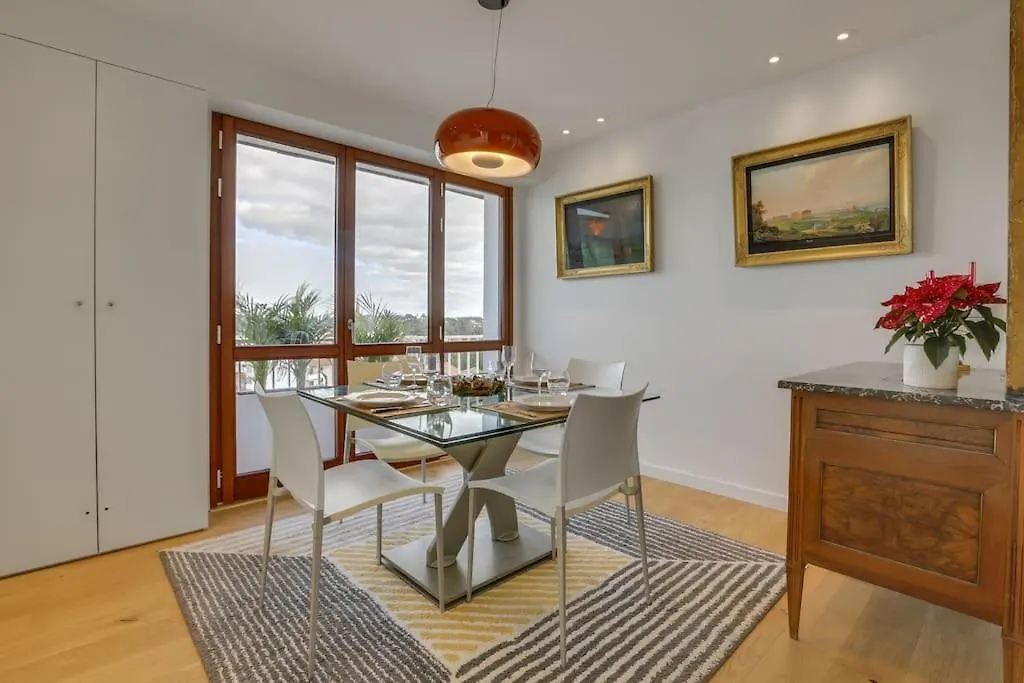 Auteuil - Appartement Lumineux Renove Biarritz 0*,